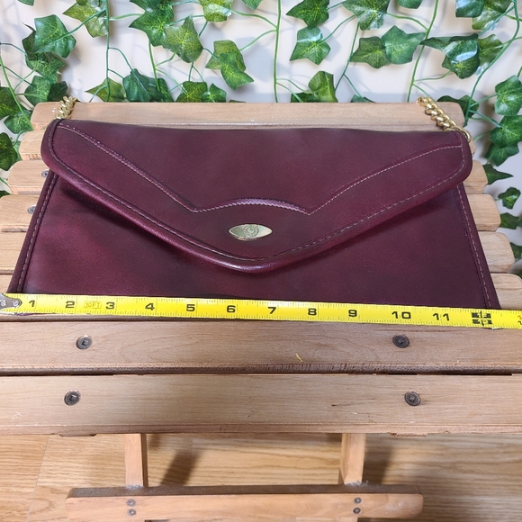 Vintage Horseshoe Leather Envelope Shoulder Clutch - Picture 12 of 13